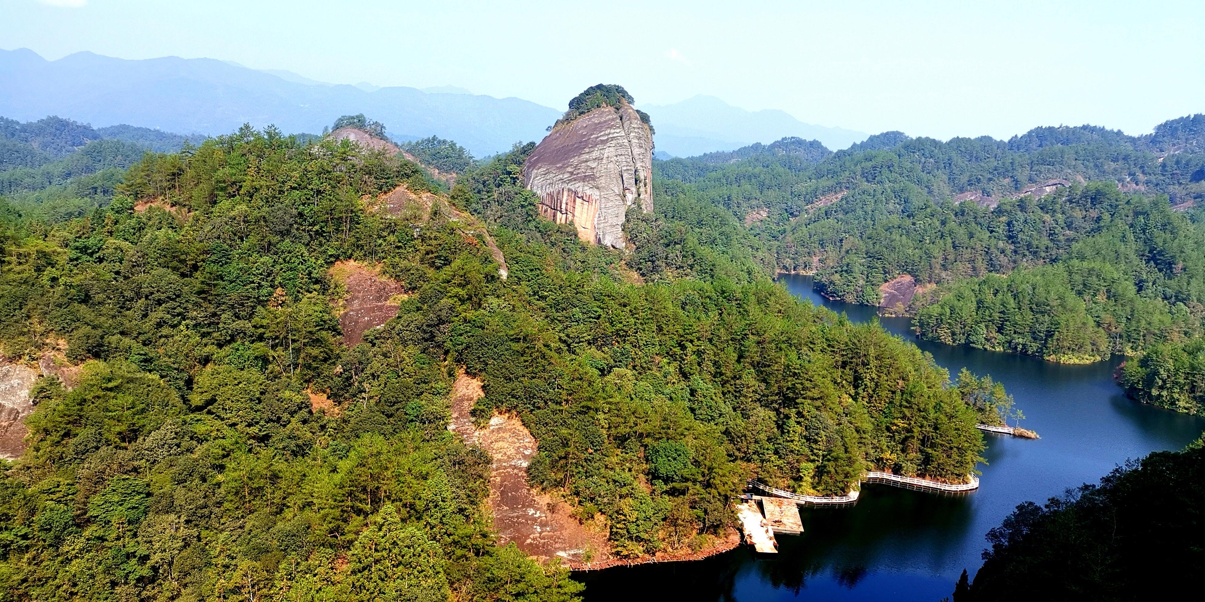 銅鼓秋收起義紀念館     天柱峰二日游